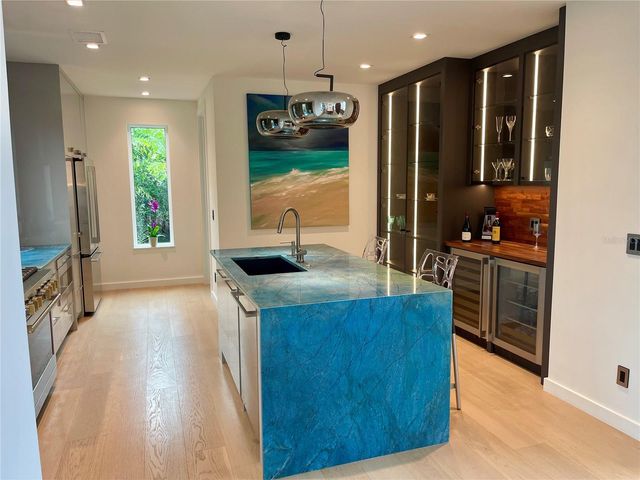 2945 PYRULA DRIVE, Longboat Key, FL 34228