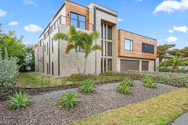 2945 PYRULA DRIVE, Longboat Key, FL 34228