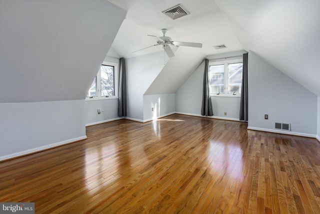 2018 SWAN TER, Alexandria, VA 22307