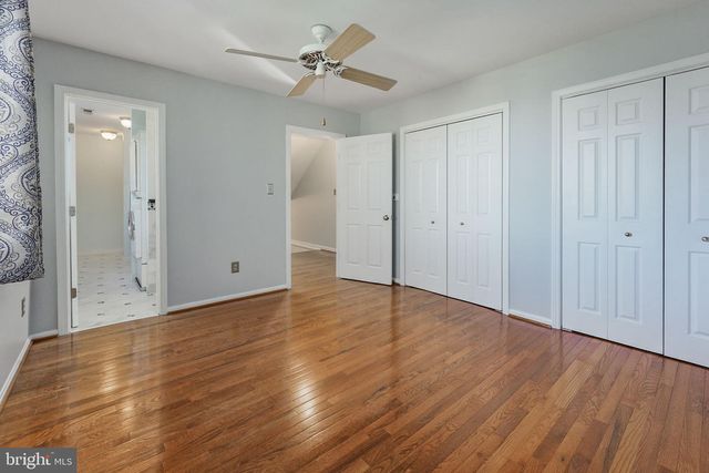 2018 SWAN TER, Alexandria, VA 22307