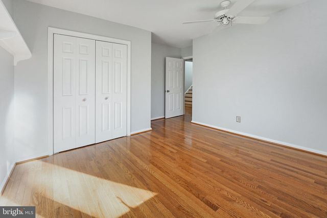 2018 SWAN TER, Alexandria, VA 22307