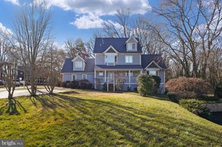 2018 SWAN TER, Alexandria, VA 22307