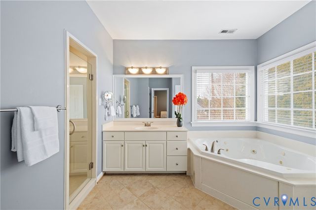 11733 Lincolnshire Ct, Glen Allen, VA 23059