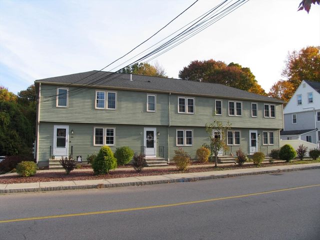 24 Crescent St 6, Northbridge, MA 01588