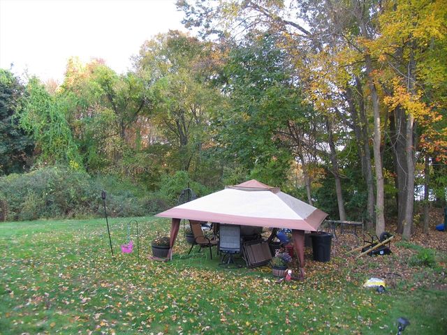 24 Crescent St 6, Northbridge, MA 01588