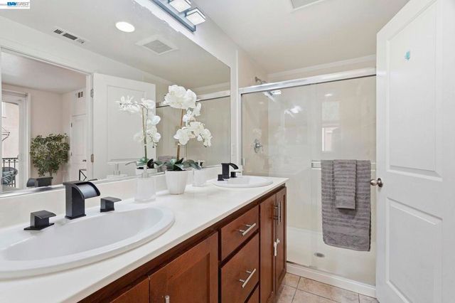 1656 Lee Way, Milpitas, CA 95035