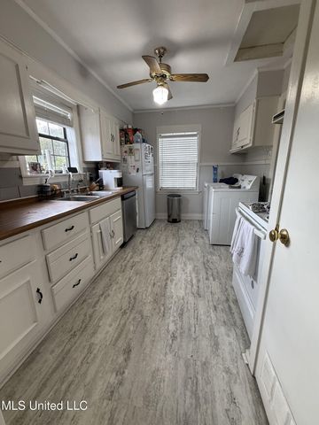 1717 Riverside Avenue, Clarksdale, MS 38614