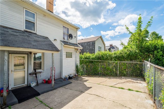 1227 Illinois Ave, Dormont, PA 15216