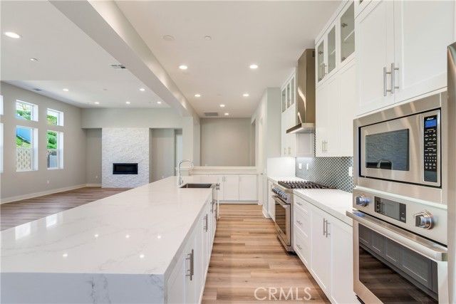 6532 Canyon Oaks Drive, Simi Valley, CA 93063