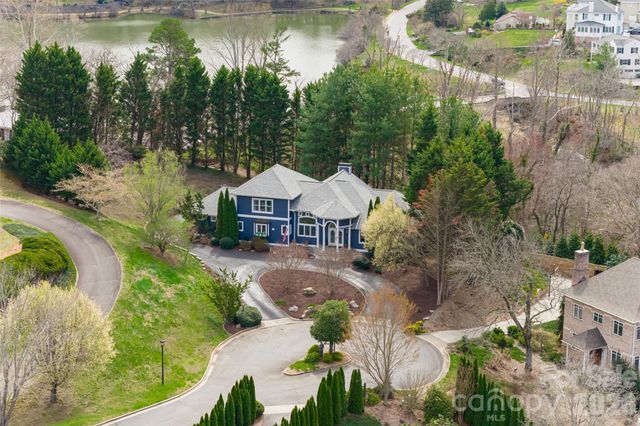 6 Oxford Court, Asheville, NC 28804