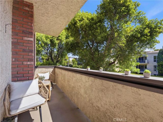 1315 roxbury dr 204, Los Angeles, CA 90035