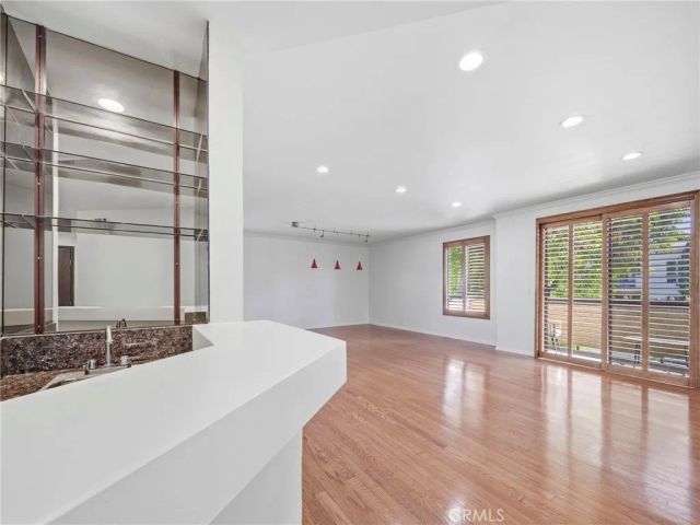1315 roxbury dr 204, Los Angeles, CA 90035