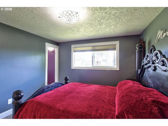 1005 Nw 6TH Ave, Canby, OR 97013