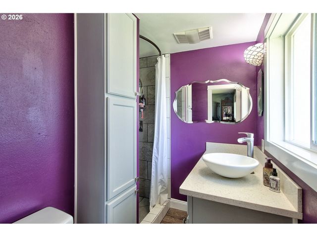 1005 Nw 6TH Ave, Canby, OR 97013