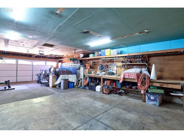 1005 Nw 6TH Ave, Canby, OR 97013