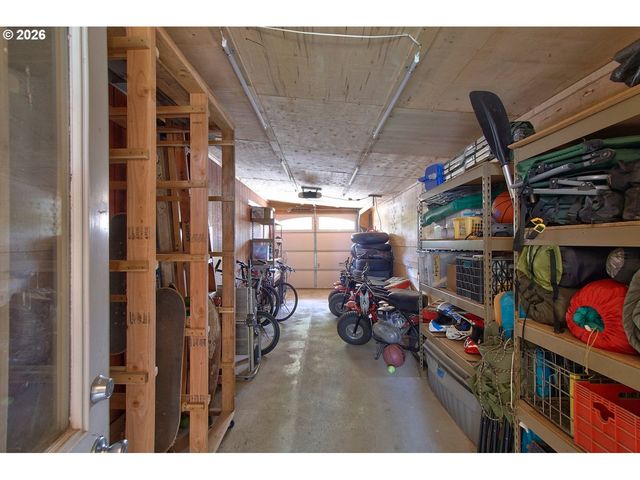 1005 Nw 6TH Ave, Canby, OR 97013