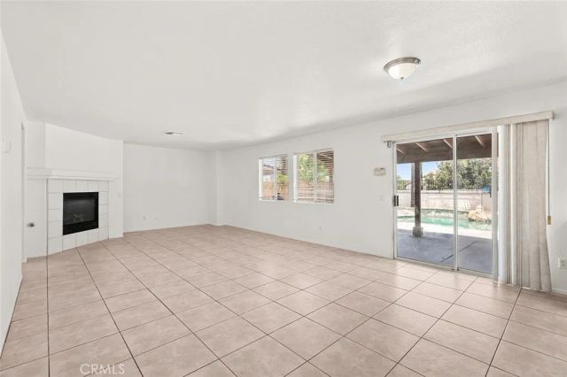 44713 Longfellow Avenue, Temecula, CA 92592