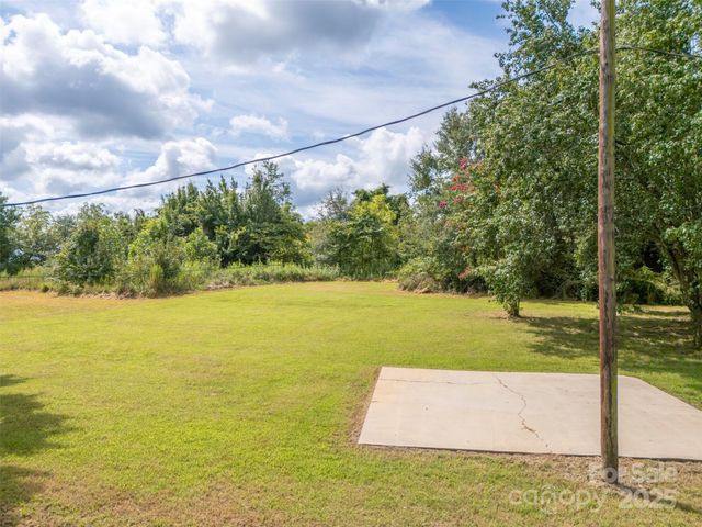 118 Aiken Street, Forest City, NC 28043