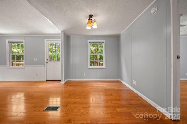 118 Aiken Street, Forest City, NC 28043