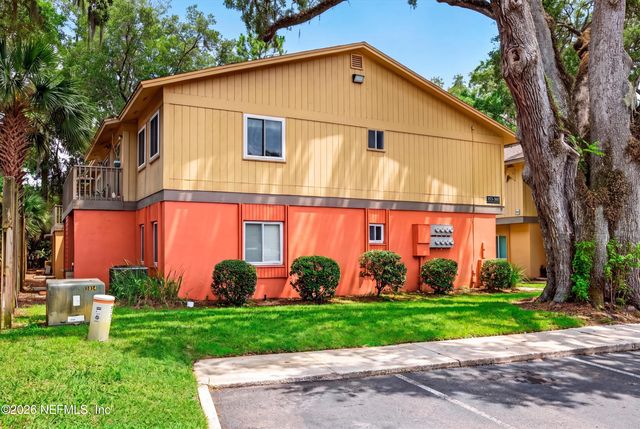 1800 PARK Avenue 358, Orange Park, FL 32073
