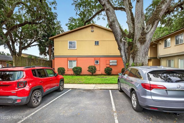 1800 PARK Avenue 358, Orange Park, FL 32073