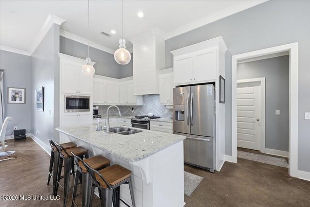 243 Tucker Drive, Brandon, MS 39042