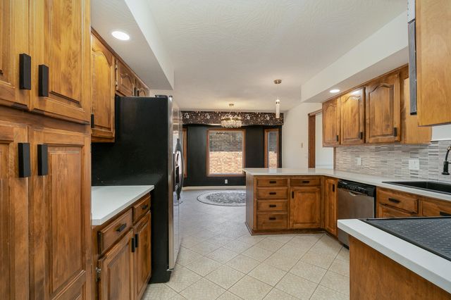 3514 S Southvale Court, Springfield, MO 65804