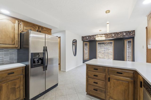 3514 S Southvale Court, Springfield, MO 65804