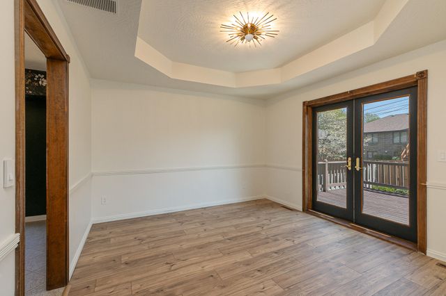 3514 S Southvale Court, Springfield, MO 65804