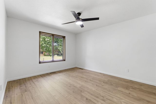 3514 S Southvale Court, Springfield, MO 65804