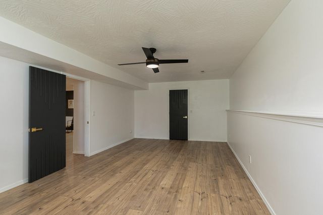 3514 S Southvale Court, Springfield, MO 65804