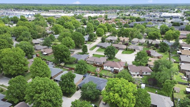 3514 S Southvale Court, Springfield, MO 65804