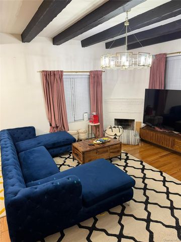 20507 Murdock Avenue, Saint Albans, NY 11412