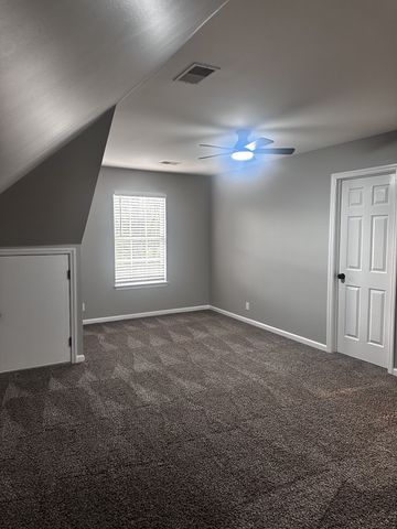 125 Lake Ridge Dr, Hendersonville, TN 37075