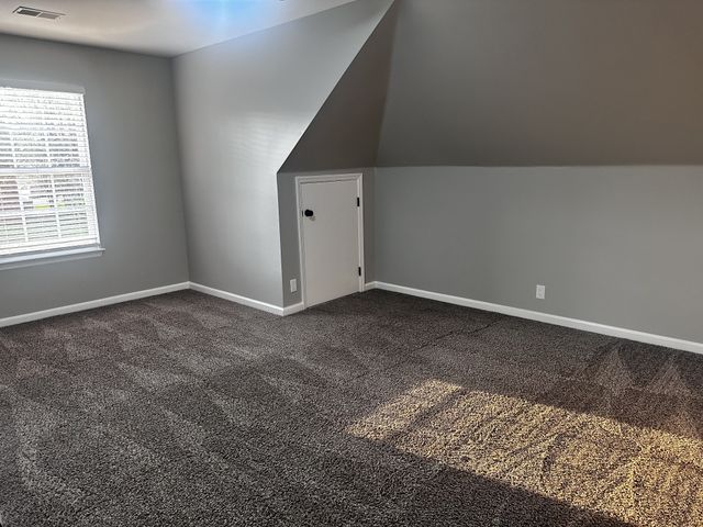 125 Lake Ridge Dr, Hendersonville, TN 37075