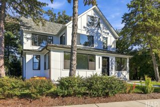 217 W Main Street, Lake Zurich, IL 60047