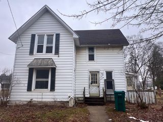 314 N Main Street, Perry, MI 48872