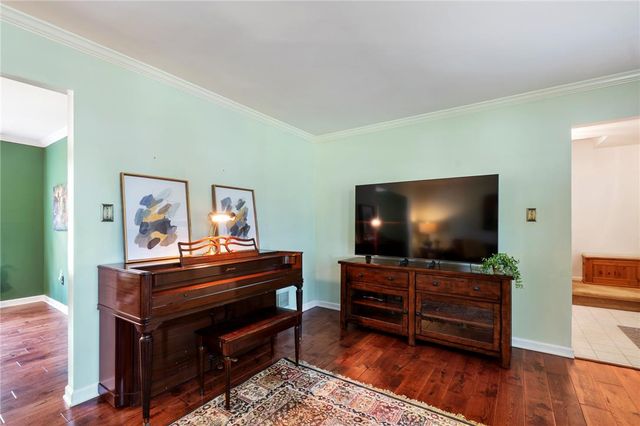 1122 Edward Avenue, South Whitehall Twp, PA 18103