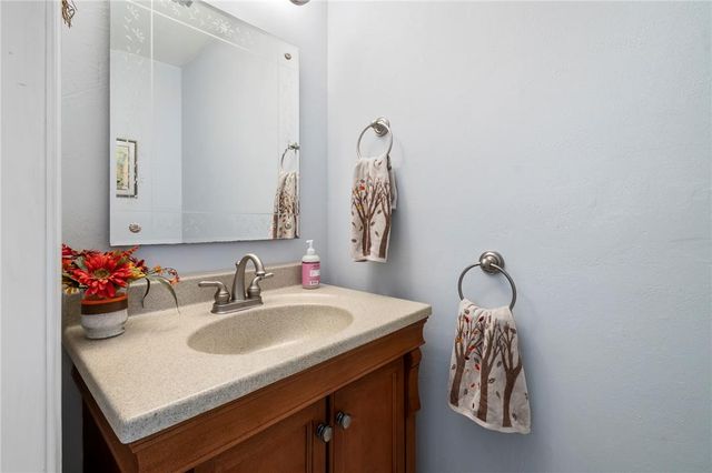 1122 Edward Avenue, South Whitehall Twp, PA 18103