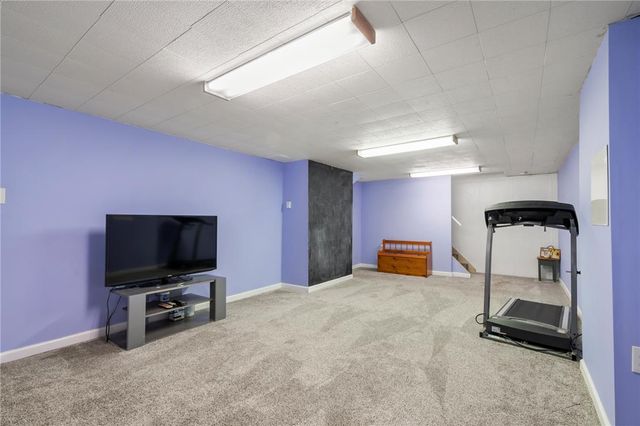 1122 Edward Avenue, South Whitehall Twp, PA 18103