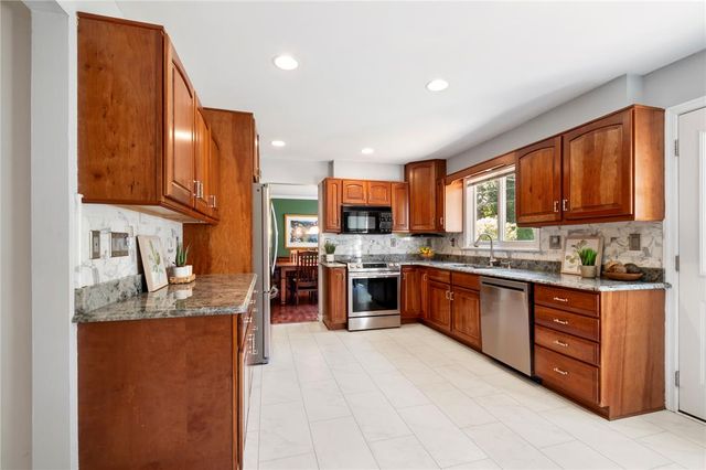 1122 Edward Avenue, South Whitehall Twp, PA 18103