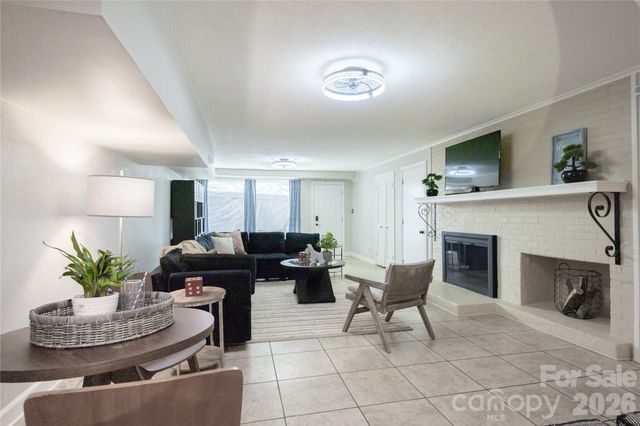 123 Old Bell Road, Charlotte, NC 28270