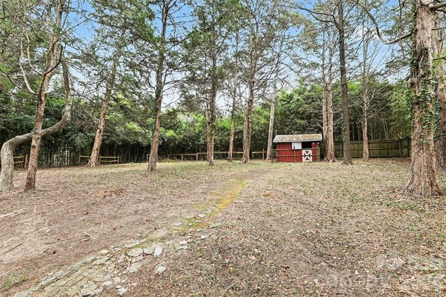 123 Old Bell Road, Charlotte, NC 28270