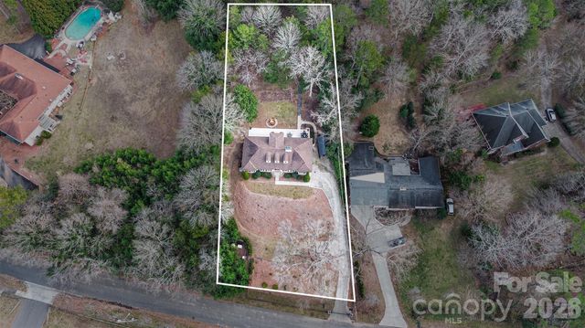 123 Old Bell Road, Charlotte, NC 28270