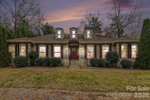 123 Old Bell Road, Charlotte, NC 28270