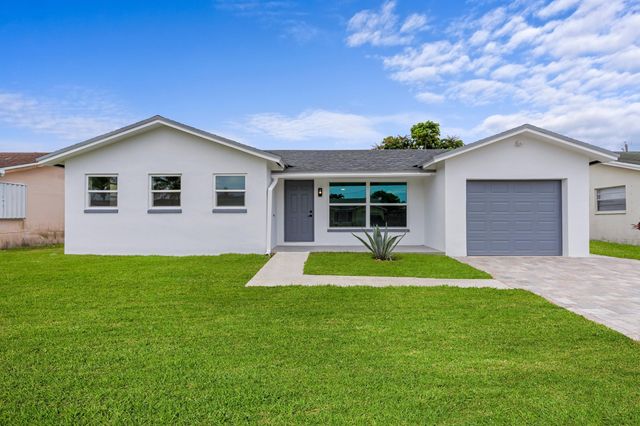 22171 SW 62nd Avenue, Boca Raton, FL 33428
