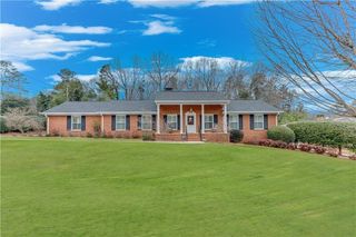 1376 Burns Drive, Gainesville, GA 30501