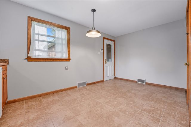 332 E Maitland Lane, Neshannock Twp, PA 16105