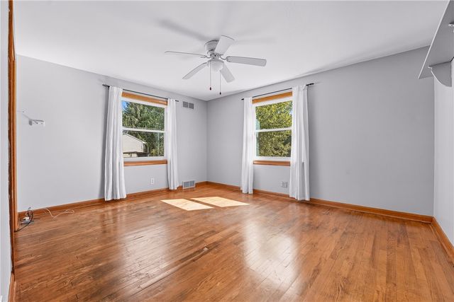 332 E Maitland Lane, Neshannock Twp, PA 16105