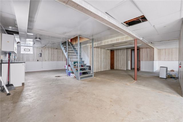 332 E Maitland Lane, Neshannock Twp, PA 16105